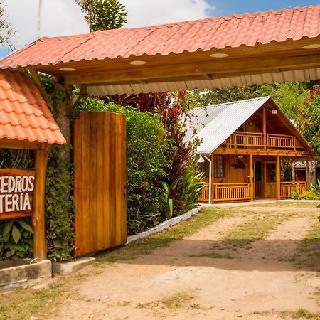Hosteria Los Cedros De ميندو المظهر الخارجي الصورة